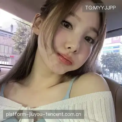 荣杏暖